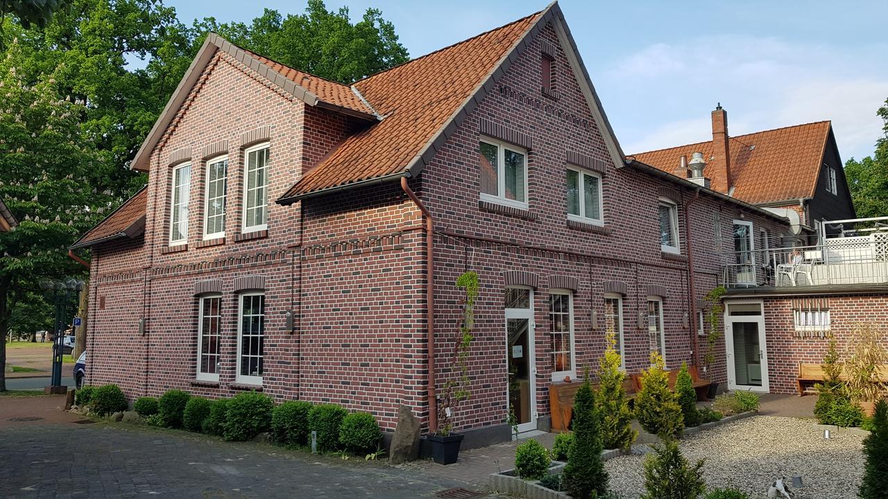 Aprotos Lueneburger Hof Hotel Munster im Heidekreis Exterior photo